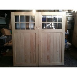 8 Panes Pine Timber Garage Doors With Windows 7″ x 7″ (2134 x 2134mm)