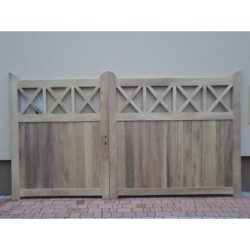 Driveway Solid Oak Double Gate Doors Straight Vertical Panels X Brace Top Entrance Fence Electric Sliding Handmade In The UK